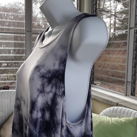 AEO American Eagle Outfitters Tank Top - Picture 4 of 8